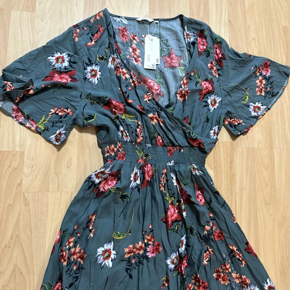 Floral Dress Hi Low - Picture 2 of 8